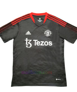 Manchester United Black Training Shirt 2022/23