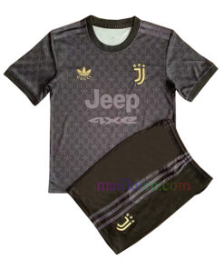 Juventus Black Kit Concept Edition