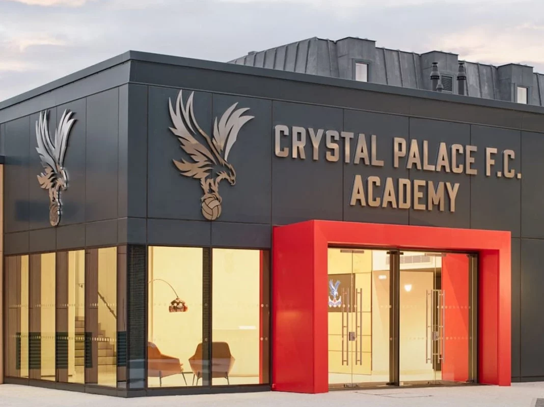 Crystal Palace 2