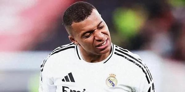 Picture of Mbappe looking frustrated during the Champions League match