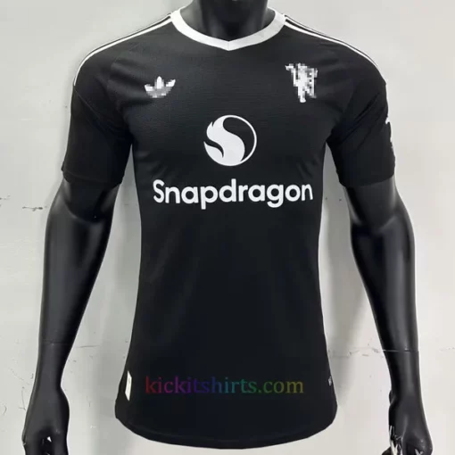 Manchester United Goalkeeper Shirt 202425 Stadium Edition Front