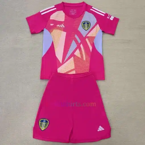 Leeds United Goalkeeper Kit Kids 202425-pink (2)