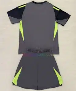 Real Madrid Goalkeeper Kit Kids 2025/26